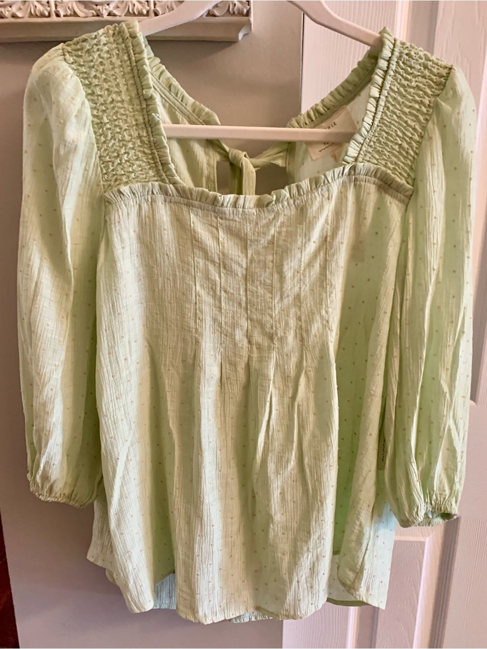 Flower & Feather Smocked Square-Neck Light Green Women's Blouse NWT - L